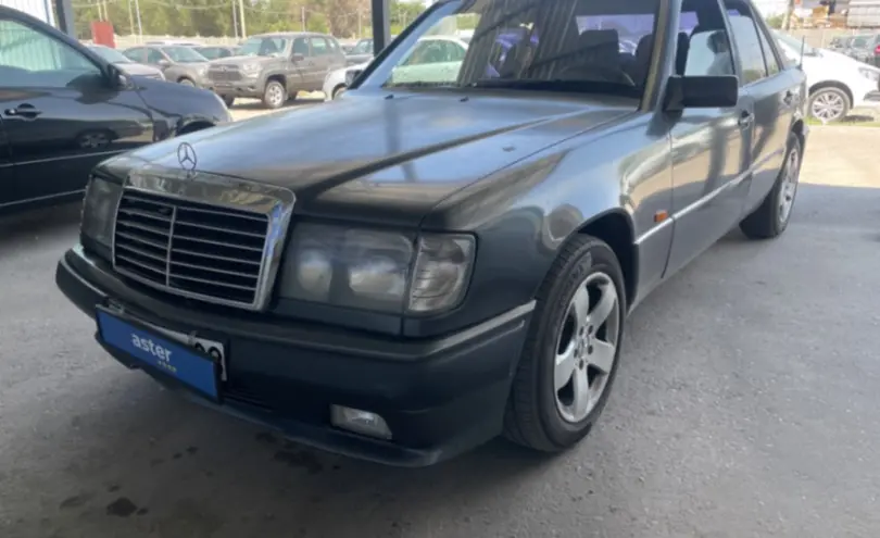 Mercedes-Benz W124 1993 года за 2 000 000 тг. в Тараз