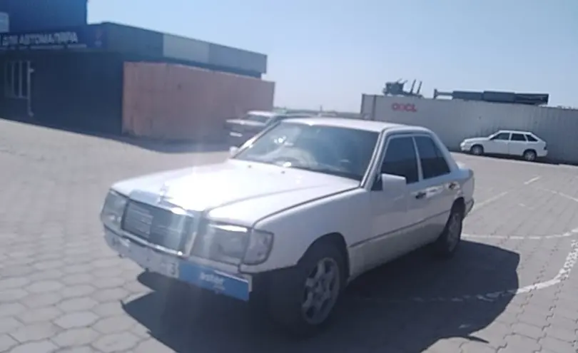 Mercedes-Benz W124 1991 года за 400 000 тг. в Караганда