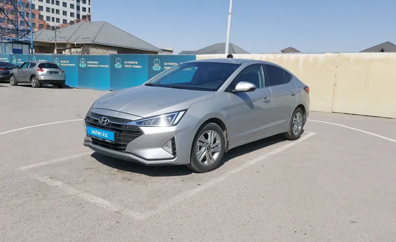 Hyundai Elantra 2019 года за 8 500 000 тг. в Шымкент