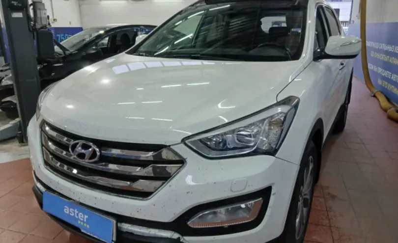 Hyundai Santa Fe 2012 года за 10 000 000 тг. в Астана
