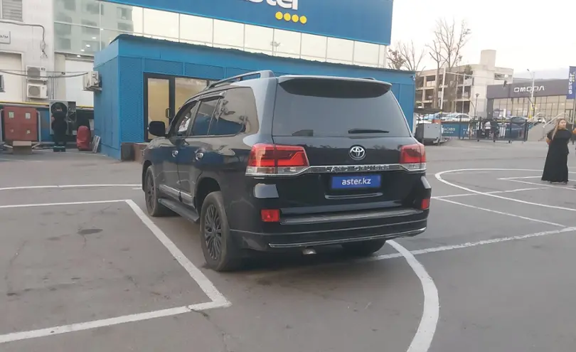 Toyota Land Cruiser 2014 года за 25 000 000 тг. в Алматы фото 4
