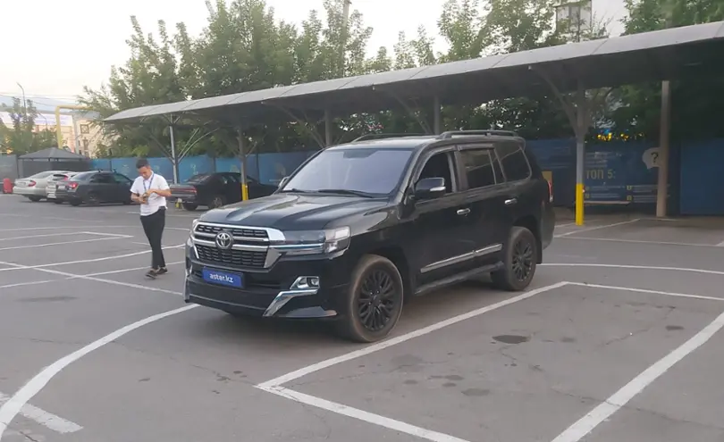 Toyota Land Cruiser 2014 года за 25 000 000 тг. в Алматы