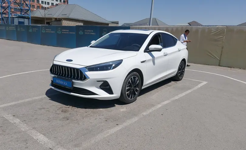 JAC J7 2023 года за 7 000 000 тг. в Шымкент