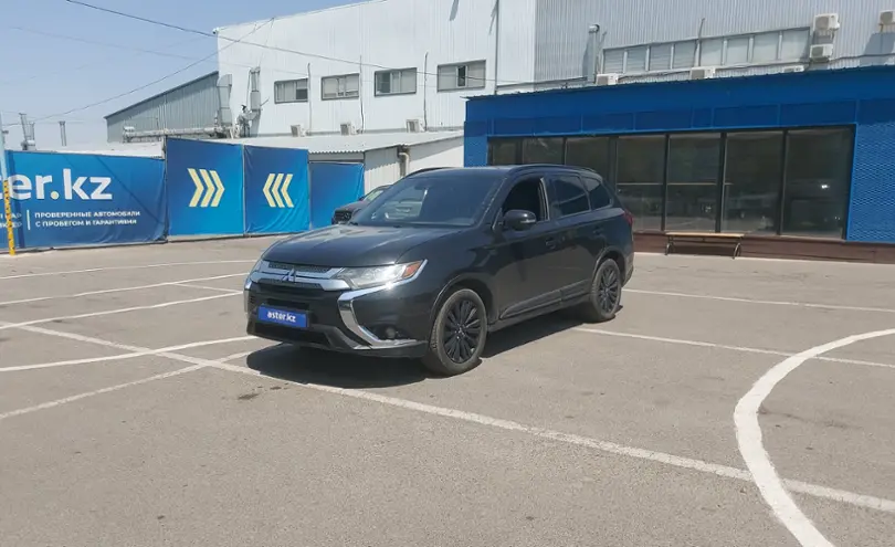 Mitsubishi Outlander 2019 года за 13 000 000 тг. в Алматы