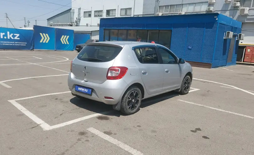 Renault Sandero 2014 года за 4 000 000 тг. в Алматы фото 3