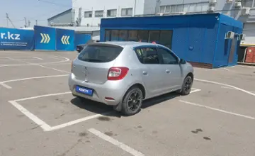 Renault Sandero 2014 года за 4 000 000 тг. в Алматы фото 3
