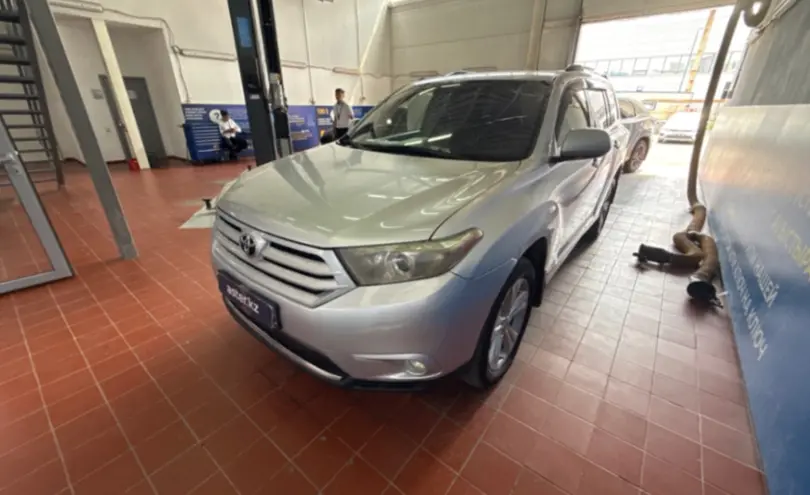Toyota Highlander 2012 года за 11 500 000 тг. в Астана