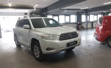 Toyota Highlander 2010 года за 9 500 000 тг. в Астана фото 2
