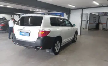 Toyota Highlander 2010 года за 9 500 000 тг. в Астана фото 3