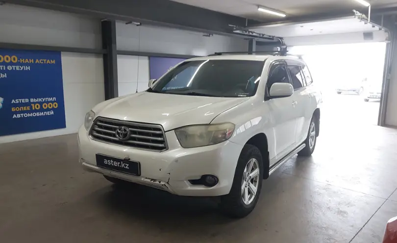 Toyota Highlander 2010 года за 9 500 000 тг. в Астана
