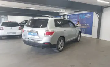 Toyota Highlander 2010 года за 12 000 000 тг. в Астана фото 3
