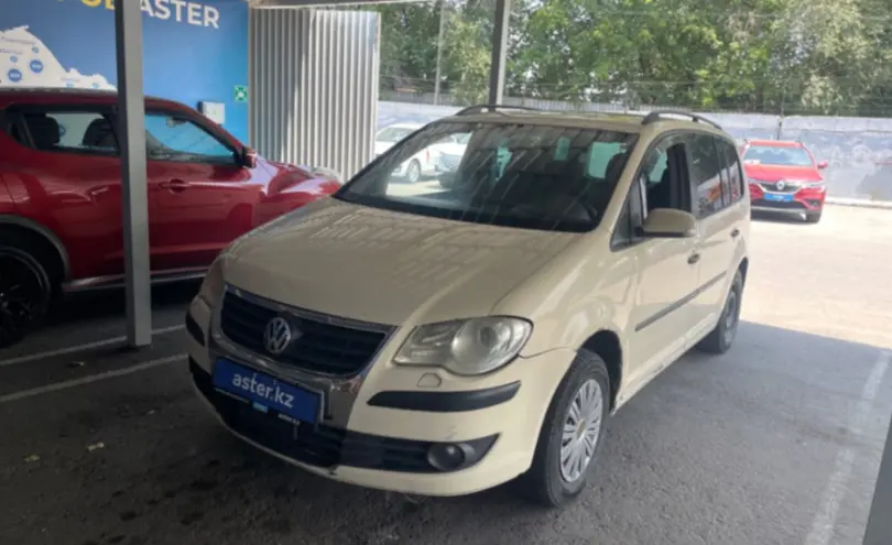 Volkswagen Touran 2006 года за 1 500 000 тг. в Алматы