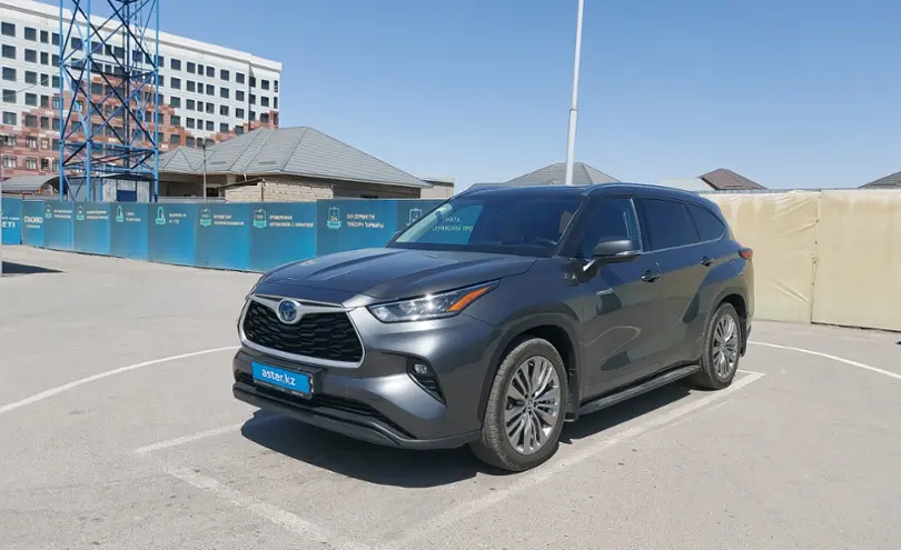 Toyota Highlander 2021 года за 25 000 000 тг. в Шымкент