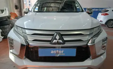 Mitsubishi Pajero Sport 2020 года за 16 500 000 тг. в Астана фото 2