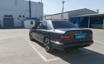 Mercedes-Benz W124 1993 года за 1 500 000 тг. в Шымкент фото 4