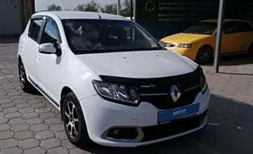 Renault Sandero 2015 года за 3 500 000 тг. в Караганда фото 3