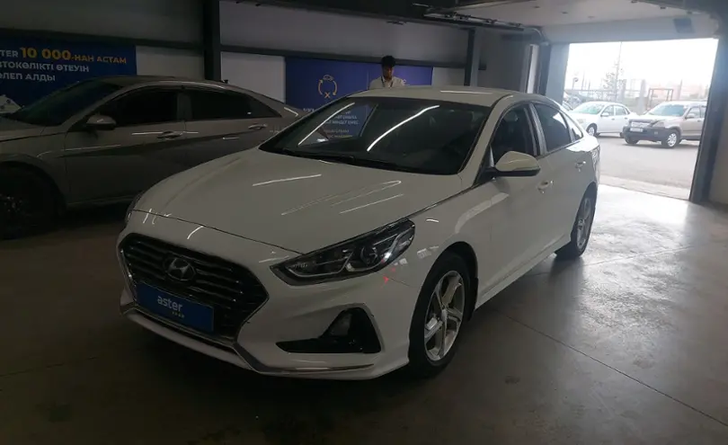 Hyundai Sonata 2019 года за 9 500 000 тг. в Астана