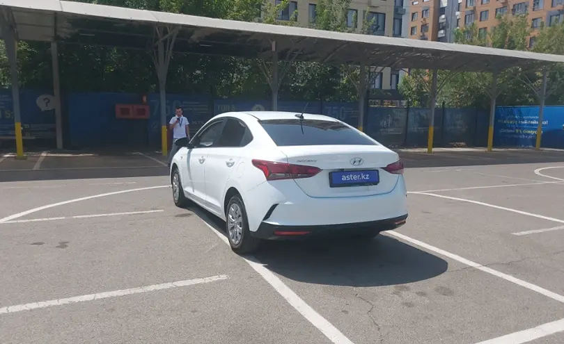 Hyundai Accent 2020 года за 6 300 000 тг. в Алматы фото 4