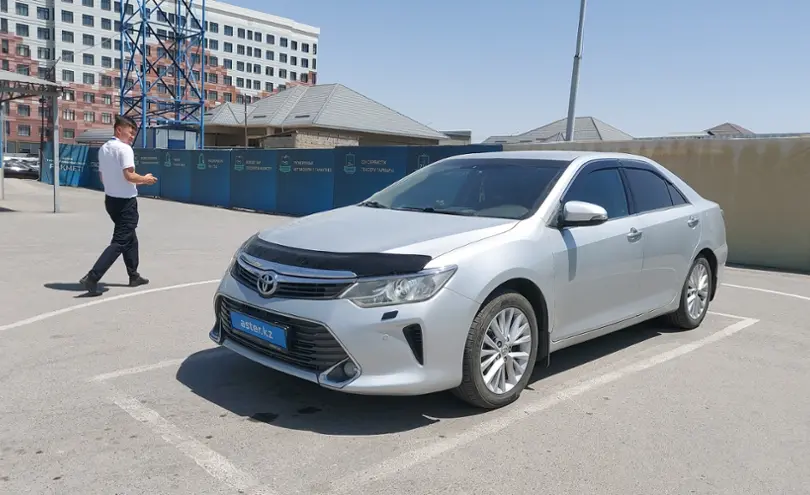 Toyota Camry 2015 года за 11 000 000 тг. в Шымкент