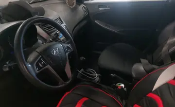 Hyundai Solaris 2015 года за 4 000 000 тг. в Астана фото 5