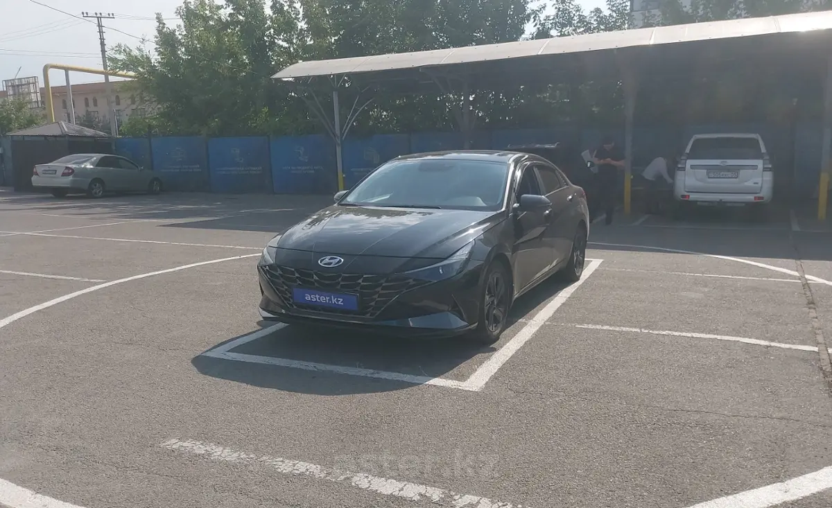 Hyundai Elantra 2023 года за 9 500 000 тг. в Алматы