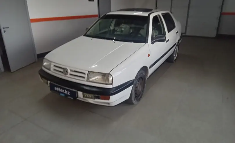 Volkswagen Vento 1994 года за 1 000 000 тг. в Уральск