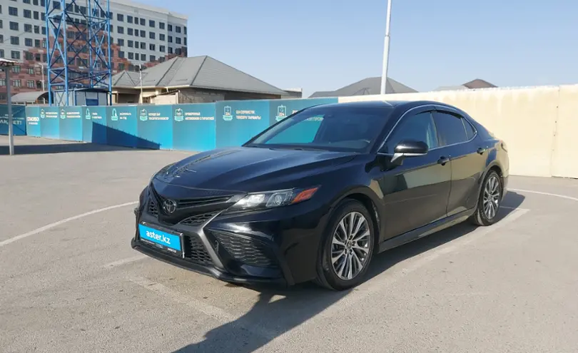 Toyota Camry 2022 года за 12 000 000 тг. в Шымкент