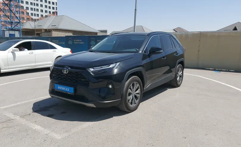 Toyota RAV4 2023 года за 19 500 000 тг. в Шымкент