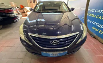 Hyundai Sonata 2010 года за 5 500 000 тг. в Астана фото 2