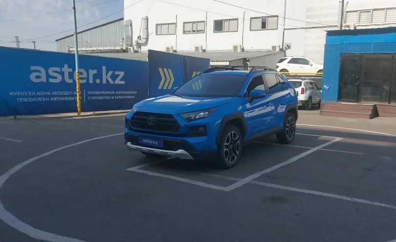 Toyota RAV4 2019 года за 12 500 000 тг. в Алматы