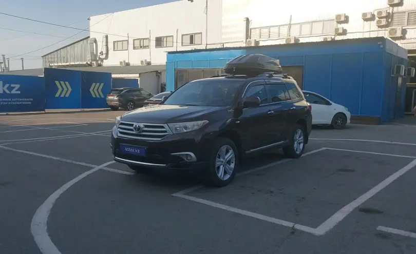 Toyota Highlander 2013 года за 13 500 000 тг. в Алматы