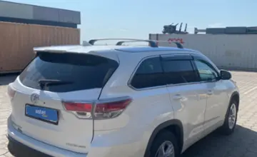 Toyota Highlander 2016 года за 15 000 000 тг. в Караганда