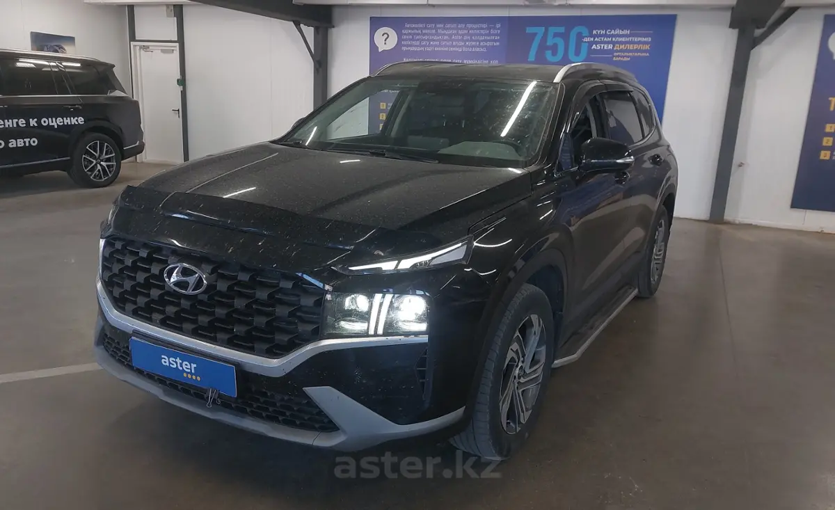 Hyundai Santa Fe 2023 года за 19 000 000 тг. в Астана