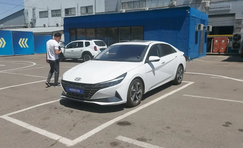 Hyundai Elantra 2023 года за 8 300 000 тг. в Алматы