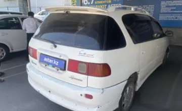 Toyota Ipsum 1997 года за 3 500 000 тг. в Алматы