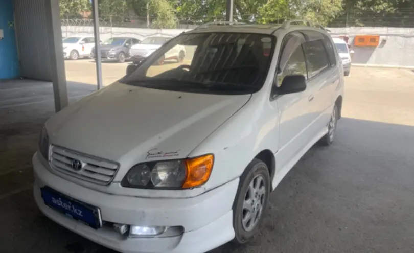 Toyota Ipsum 1997 года за 3 500 000 тг. в Алматы