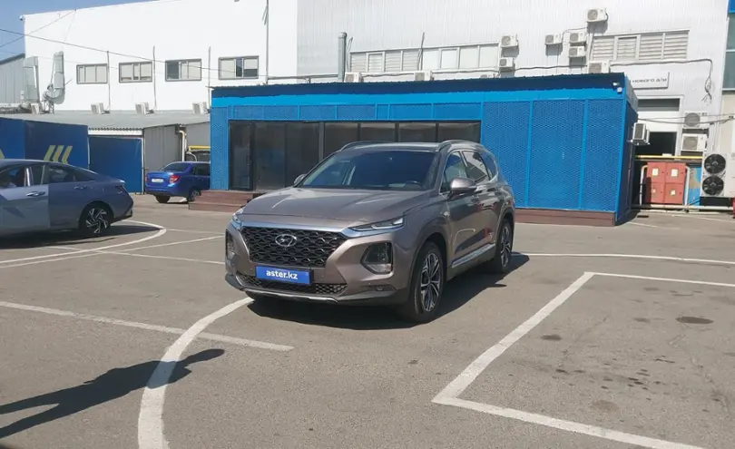 Hyundai Santa Fe 2019 года за 13 500 000 тг. в Алматы