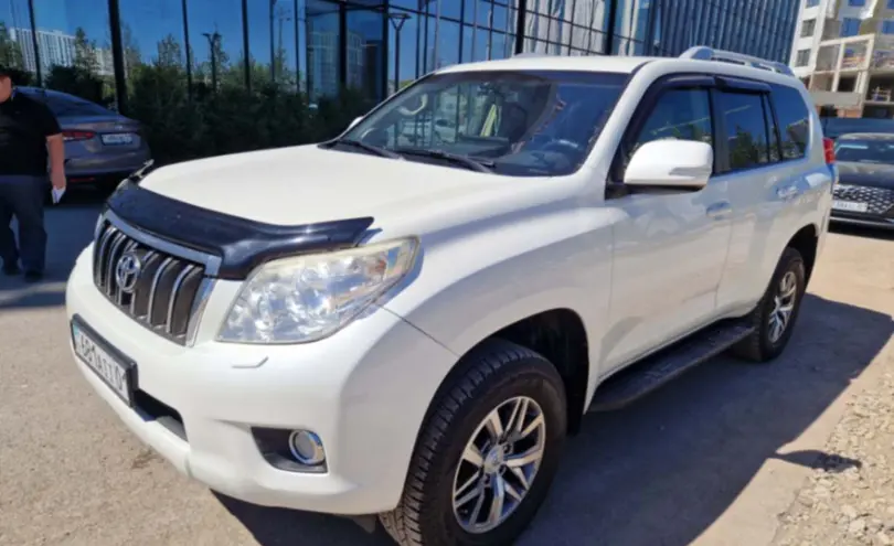 Toyota Land Cruiser Prado 2009 года за 13 000 000 тг. в Астана