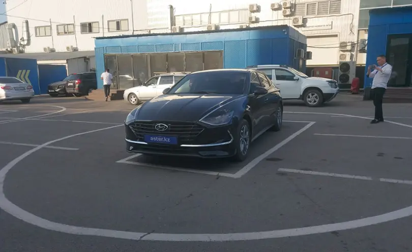 Hyundai Sonata 2023 года за 11 800 000 тг. в Алматы