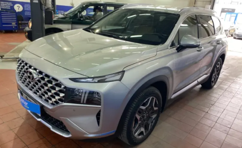 Hyundai Santa Fe 2023 года за 18 000 000 тг. в Астана