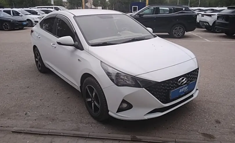 Hyundai Accent 2020 года за 6 000 000 тг. в Актобе фото 3