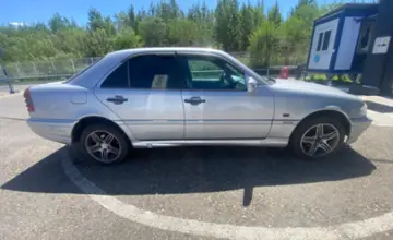Mercedes-Benz C-Класс 1996 года за 2 500 000 тг. в Усть-Каменогорск фото 4