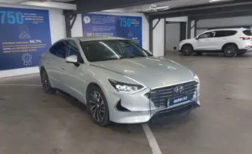 Hyundai Sonata 2022 года за 12 000 000 тг. в Астана фото 2