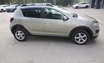 Renault Sandero 2016 года за 5 500 000 тг. в Актобе фото 4