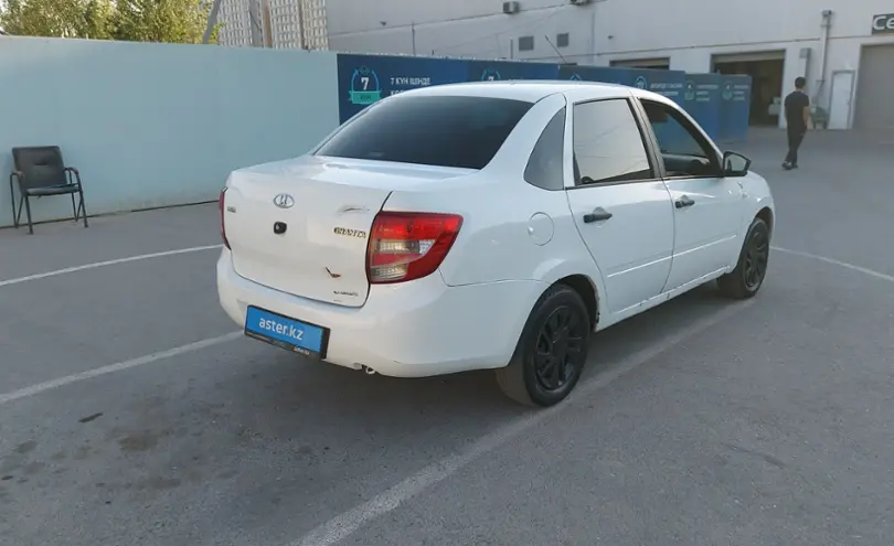 LADA (ВАЗ) Granta 2017 года за 2 700 000 тг. в Шымкент фото 3