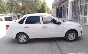 LADA (ВАЗ) Granta 2015 года за 3 000 000 тг. в Актобе фото 4