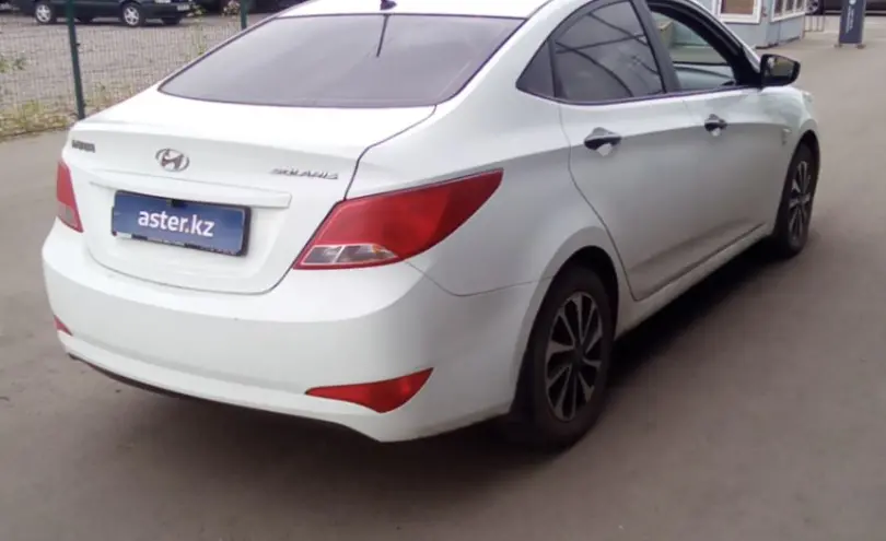 Hyundai Solaris 2015 года за 4 000 000 тг. в Петропавловск фото 5