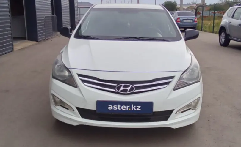 Hyundai Solaris 2015 года за 4 000 000 тг. в Петропавловск фото 2