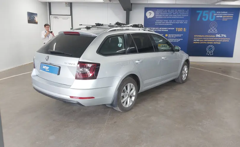 Skoda Octavia 2019 года за 9 800 000 тг. в Астана фото 3
