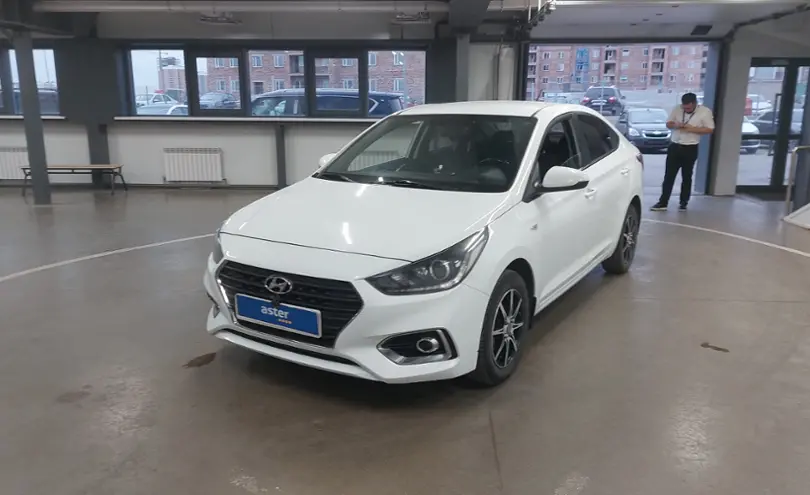 Hyundai Accent 2019 года за 7 500 000 тг. в Астана